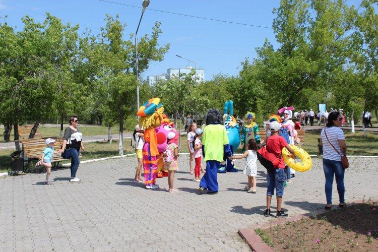 Реконструкция-парка-в-Экибастузе-почти-лишила-деловых-лиц-их-занятия