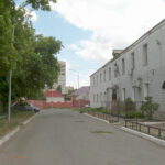 Двор в Павлодаре продают по цене квартиры