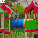 В Павлодаре нашли способ установить детские площадки даже в тех дворах, где проходят коммуникации