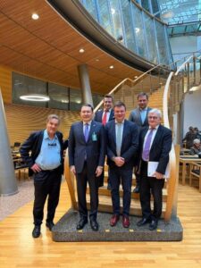 Финляндия поддерживает парламентские реформы Казахстана