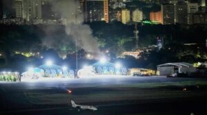 В Каракасе прогремели взрывы, Мадуро ввел чрезвычайное положение