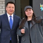Аким Павлодарской области вручил ключи новоселам в Актогайском районе