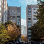 Павлодарцы требуют улучшений в сквере у школы №39