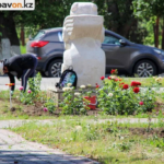 В Павлодаре начали высаживать 30 тысяч квадратных метров цветов