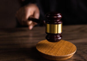В Уральске эксперта осудили за ложное заключение по делу о смерти