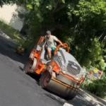 В Павлодаре завершено асфальтирование 23 дворовых территорий