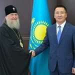 Аким Павлодарской области Асаин Байханов встретился с митрополитом
