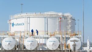 Казахстан начал транзит нефти в Кыргызстан через «КазТрансОйл»