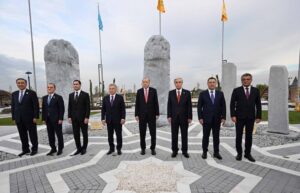 Токаев и лидеры ОТГ открыли Аллею тюркского мира в Анкаре